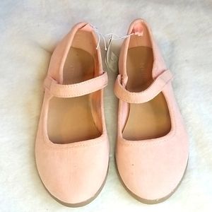 Girl shoes